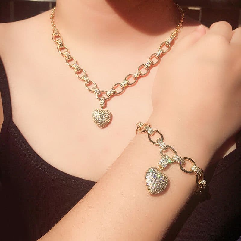 image-Cross-border hot selling pendant women's European and American new style micro-set heart-shaped necklace bracelet set temperament jewelry two-piece wholesale
