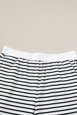 image-White Stripe Contrast Edge Tee & Shorts Set - Casual Two-Piece Outfit