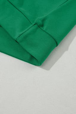image-Green Solid Round Neck Raglan Sleeve Sweatshirt