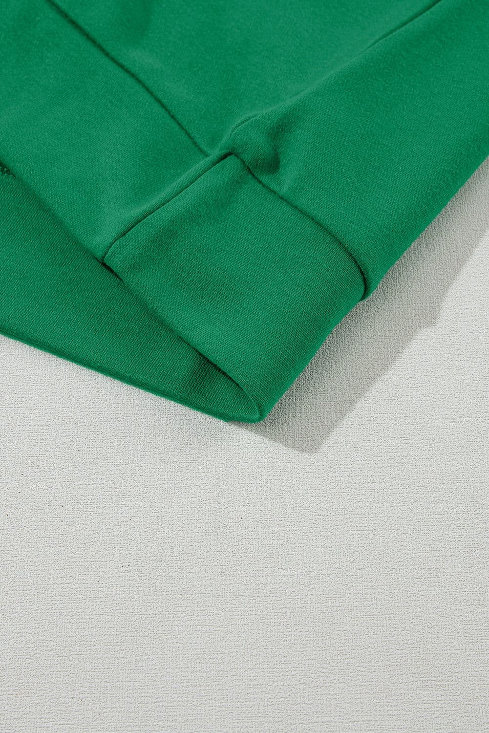 image-Green Solid Round Neck Raglan Sleeve Sweatshirt