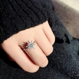 image-Internet celebrity Douyin's same rotating snowflake ring, rotatable ring, women's fashionable and personalized adjustable index finger ring