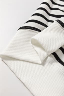 image-Black Stripe Raglan Sleeve Sweatshirt with Side Slits