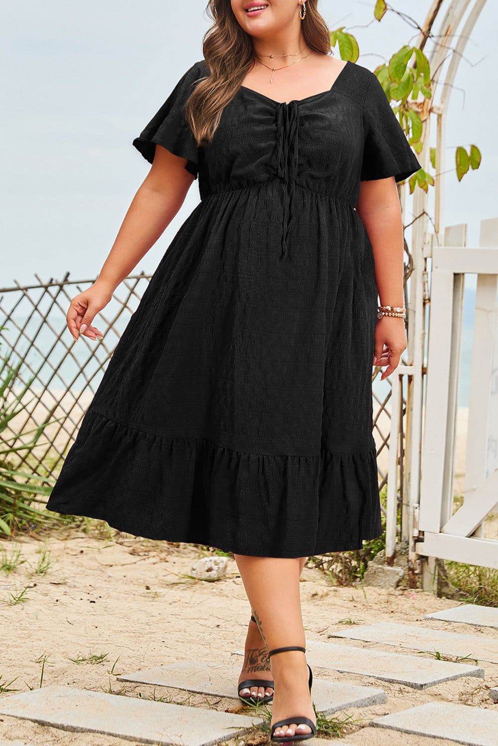 image-Black Plus Size Short Sleeve Lace-up High Waist Midi Dress