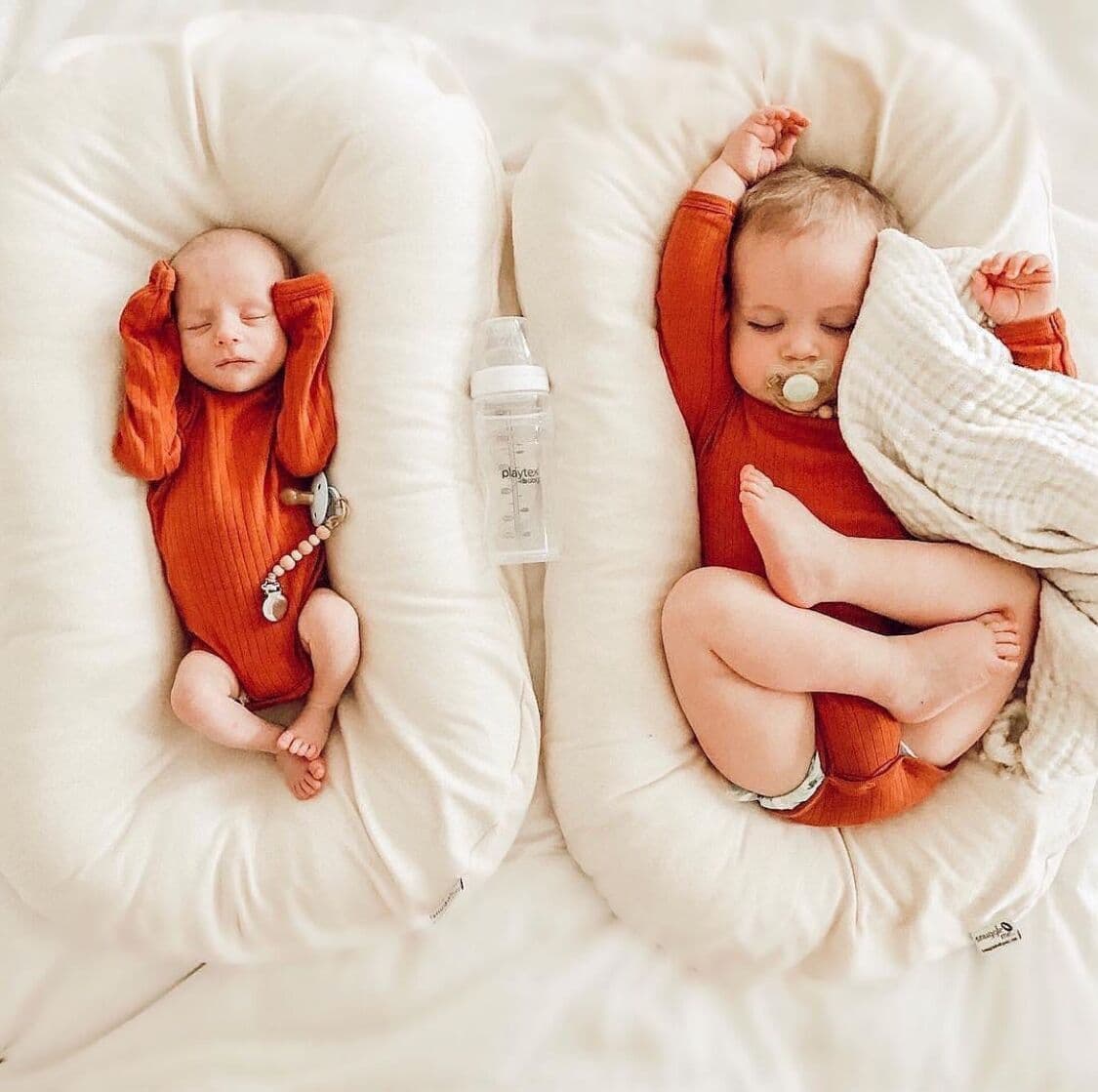image-Newborn Bionic Bed Movable Crib Baby Anti-Pressure Portable Bed in Bed