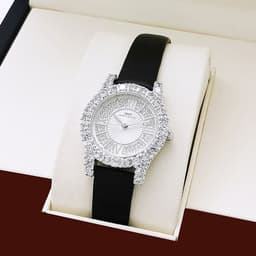 image-Net red live broadcast counter genuine atmosphere luxury watch female full diamond starry leather ladies watch wholesale foreign trade