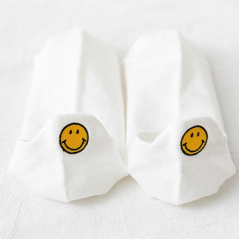 image-Summer New Asakuchi Boat Socks Women's Pure Cotton Cartoon Embroidered Smiley Face Socks Cute Women's Socks Low Cut Boat Socks Wholesale