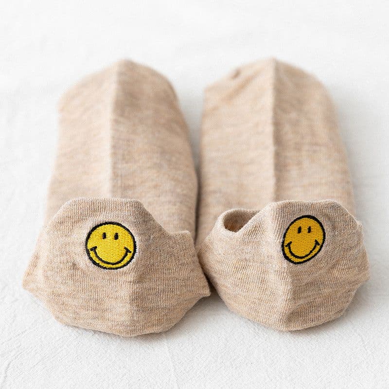 image-Summer New Asakuchi Boat Socks Women's Pure Cotton Cartoon Embroidered Smiley Face Socks Cute Women's Socks Low Cut Boat Socks Wholesale