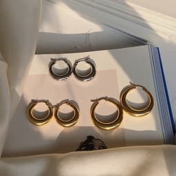 image-French lazy ins cold wind European and American minimalist oval hoop earrings 2021 new trendy ear buckle earrings