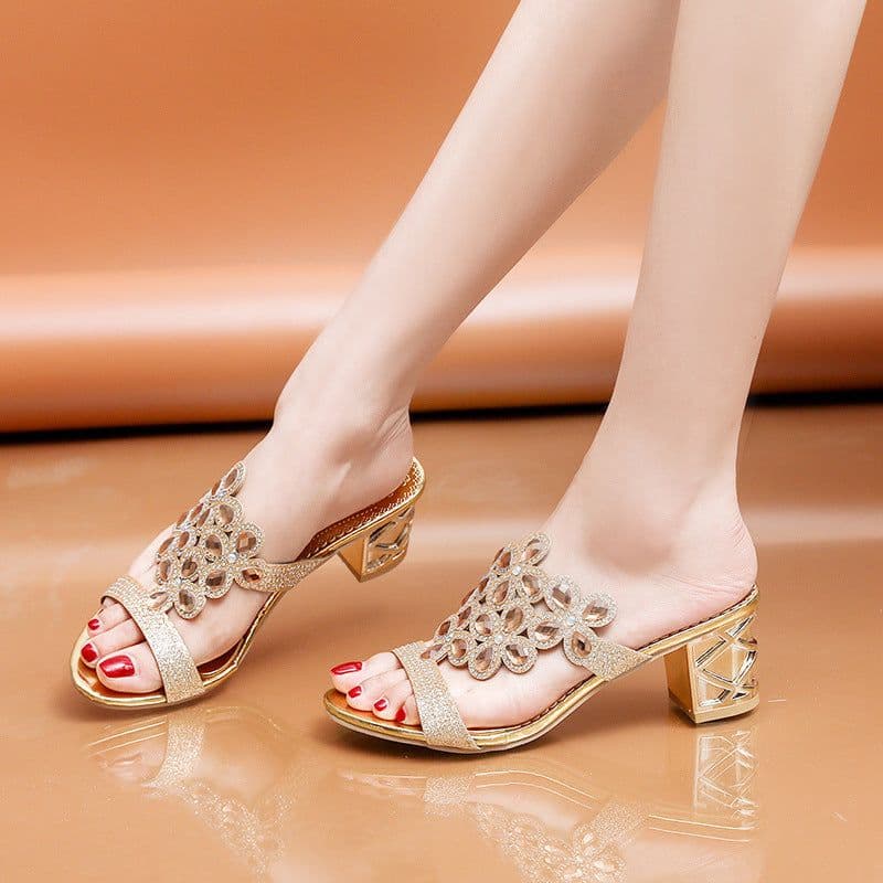 image-Large size rhinestone slippers female 2021 summer new style Korean fish mouth high heel thick heel outer wear hot diamond mother shoes slippers