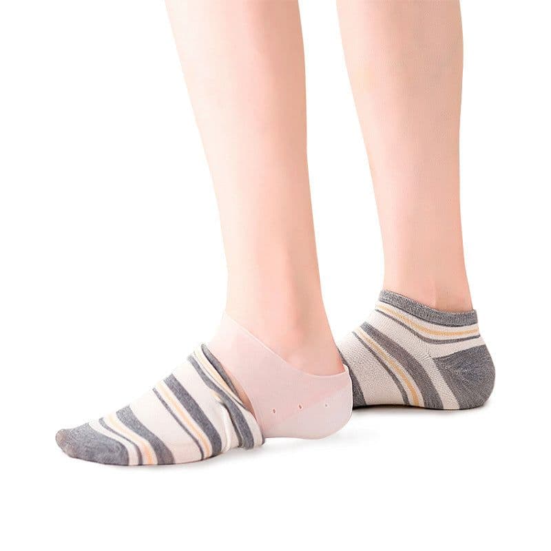 image-Invisible inner heightening pad insole transparent bionic silicone gel heightening socks shock absorption thickening heel pad cover wholesale