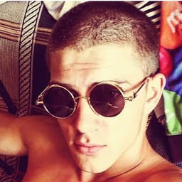 image-Retro punk sunglasses European and American round personality reflective glasses sunglasses men and women 886 glasses