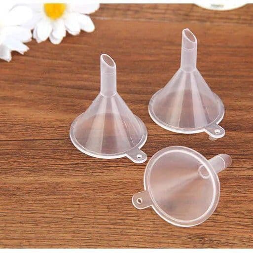 image-Travel lotion sub-packaging bag 50ml100ml cosmetic sub-packaging nozzle bag essential oil flip-top nozzle bag sub-packaging bag