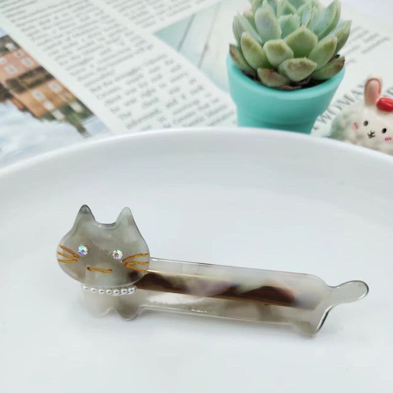 image-PAWSOME PETS NEW YORK Hand-painted Cat with Pearl Necklace Hair Clip all colors | Eco-Friendly