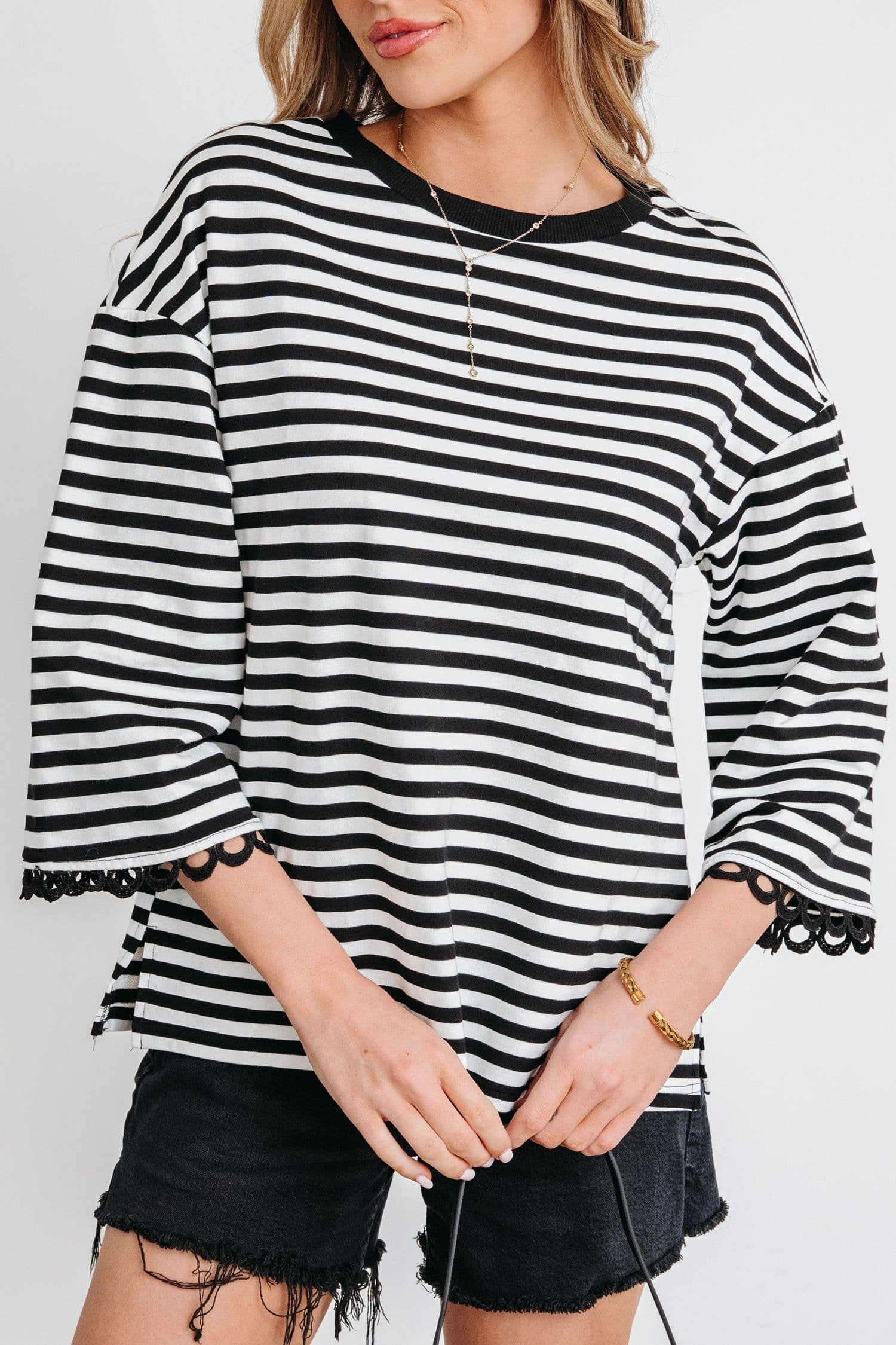 image-Sachet Pink Striped Print Drop Shoulder Lace Trim Bracelet Sleeve Loose Top