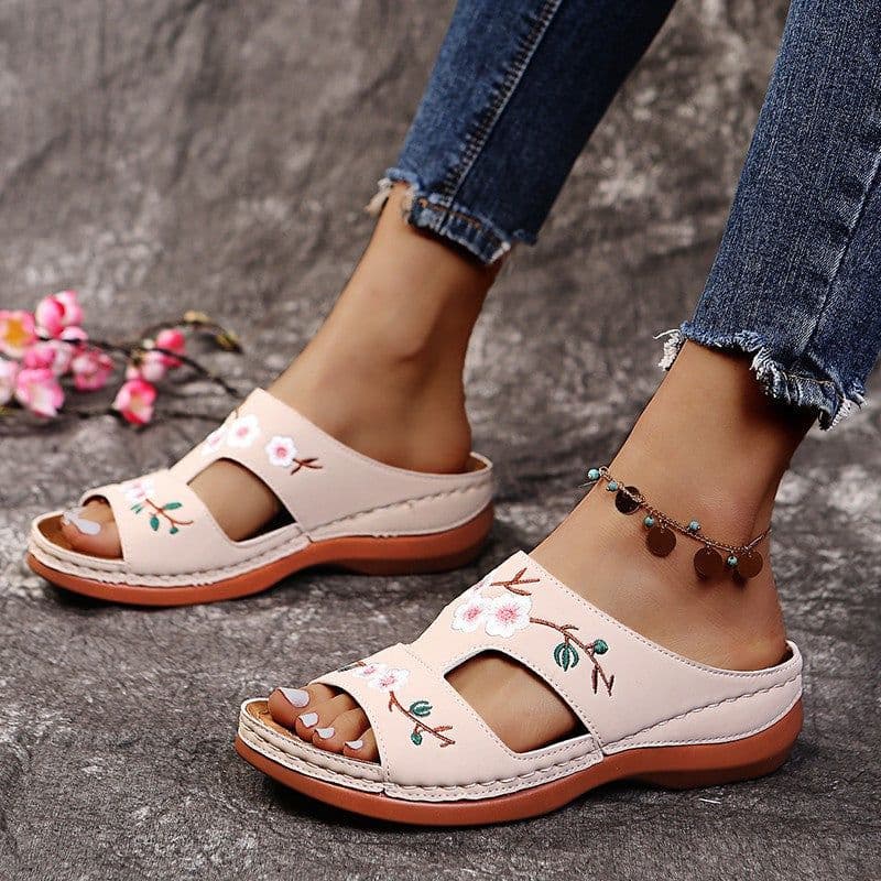 image-2021 summer new Amazon foreign trade women's shoes hollow flower embroidery sandals slope with large size women's slippers women