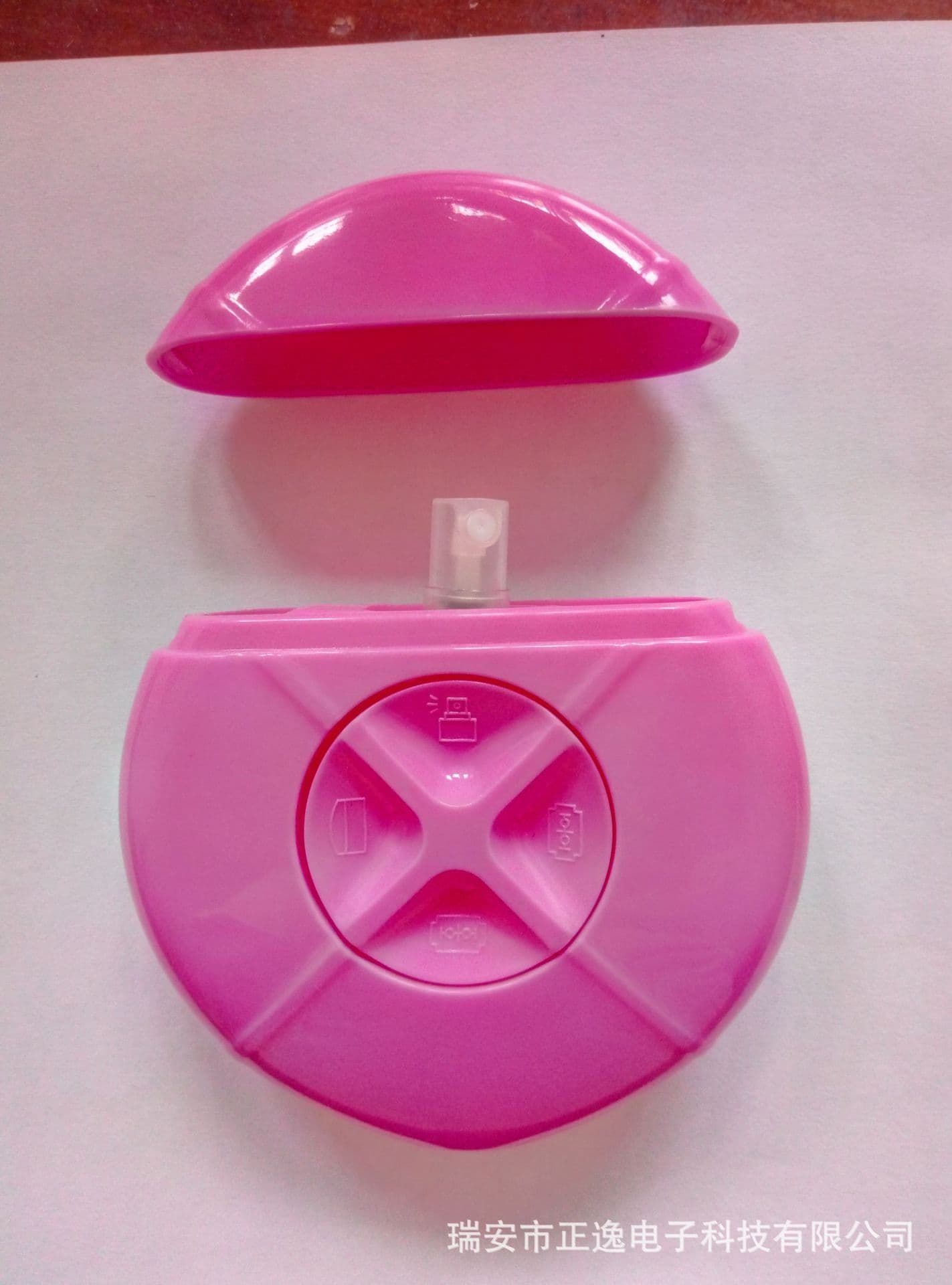 image-Three-in-one multifunctional portable travel lady shaver shaving knife underarm private parts whole body hair removal device three colors