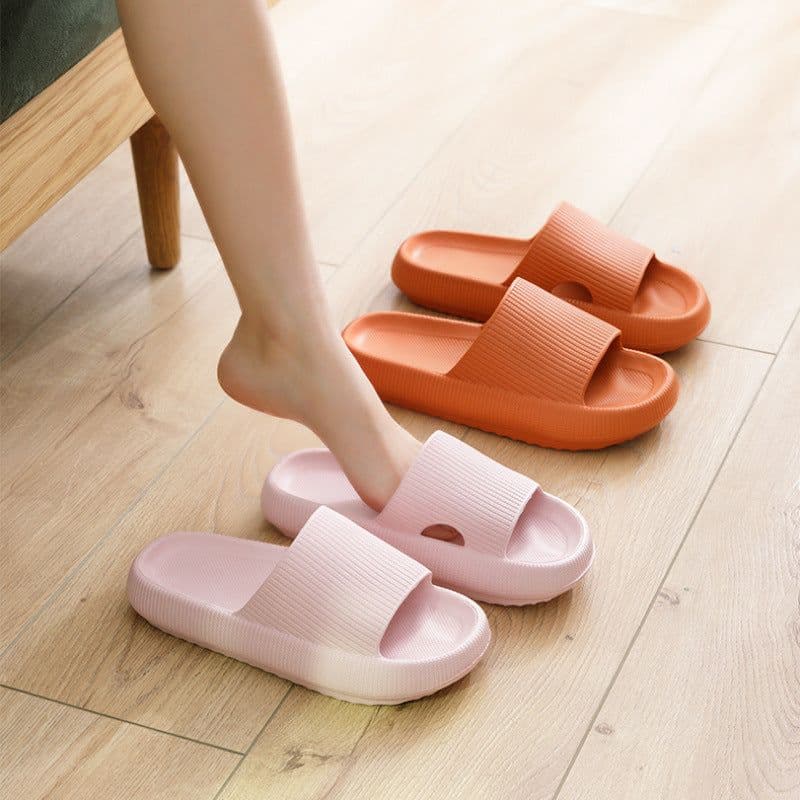 image-Hotel new sandals for women in summer outdoor wear shit-feeling bathroom slippers eva thick-soled home slippers for men in summer