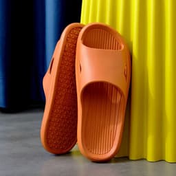 image-Hotel new sandals for women in summer outdoor wear shit-feeling bathroom slippers eva thick-soled home slippers for men in summer