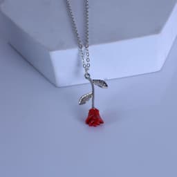 image-European and American new jewelry creative drop red rose pendant necklace for girlfriend Valentine's Day gift