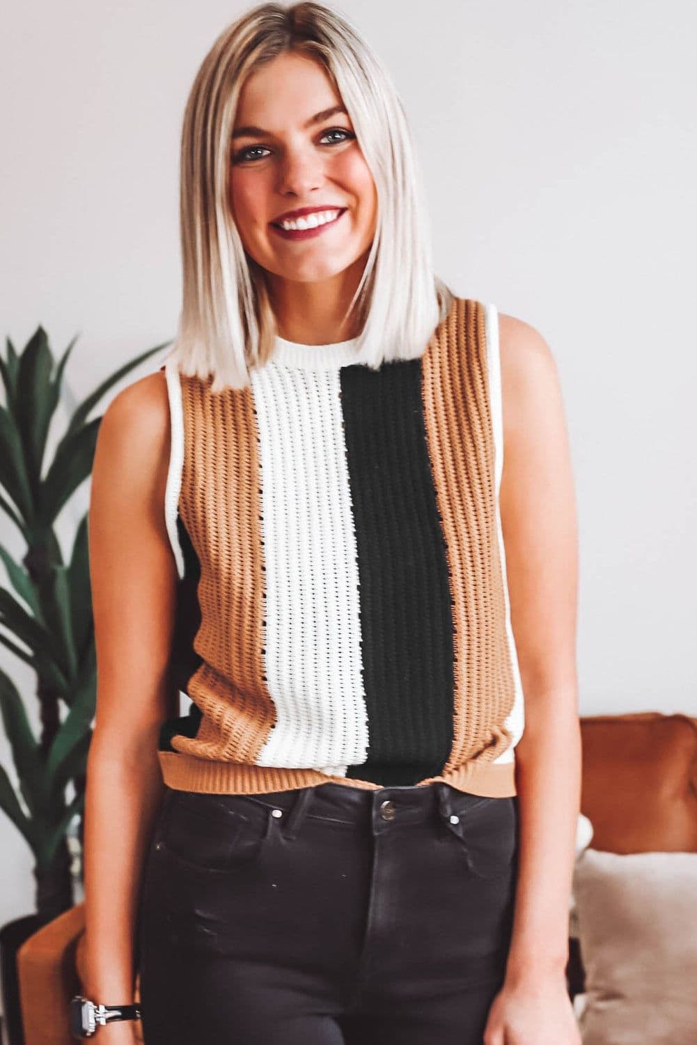 image-Khaki Stripe Sleeveless Knitted Sweater Vest