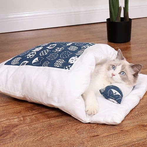 image-Blue Cat Hut Japanese-style cat quilt sleeping bag closed, removable and washable winter thickened warmth pet dog universal new product