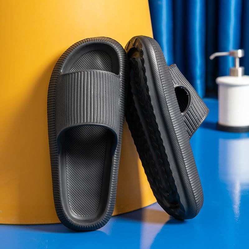 image-Wholesale mute slippers female summer men's outerwear home anti-slip thick bottom light home bathroom couple sandals and slippers