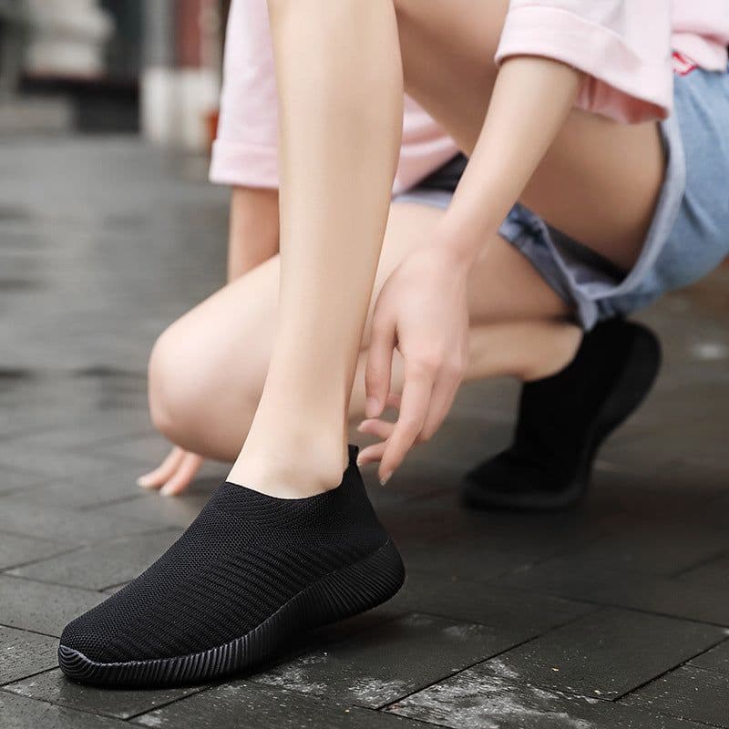 image-2020 cross-border running shoes women's shoes summer new trendy sports socks shoes 42 casual breathable mesh flying shoes large size 43