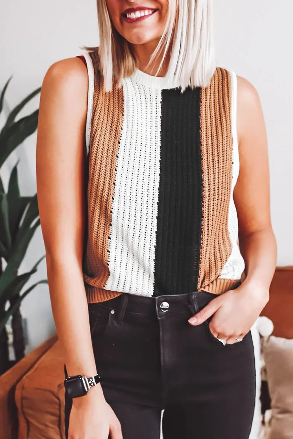 image-Khaki Stripe Sleeveless Knitted Sweater Vest