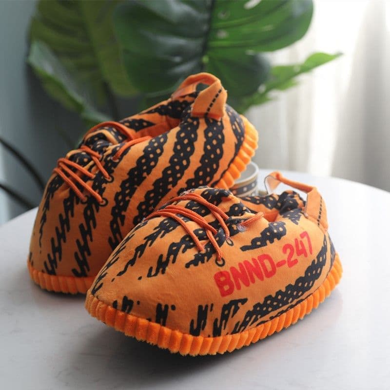 image-Douyin Spoof Future Shoes Luminous Coconut Cotton Shoes Little Ghost Fat Starry Reflective A Cone Kang Buckle Shoes Customization