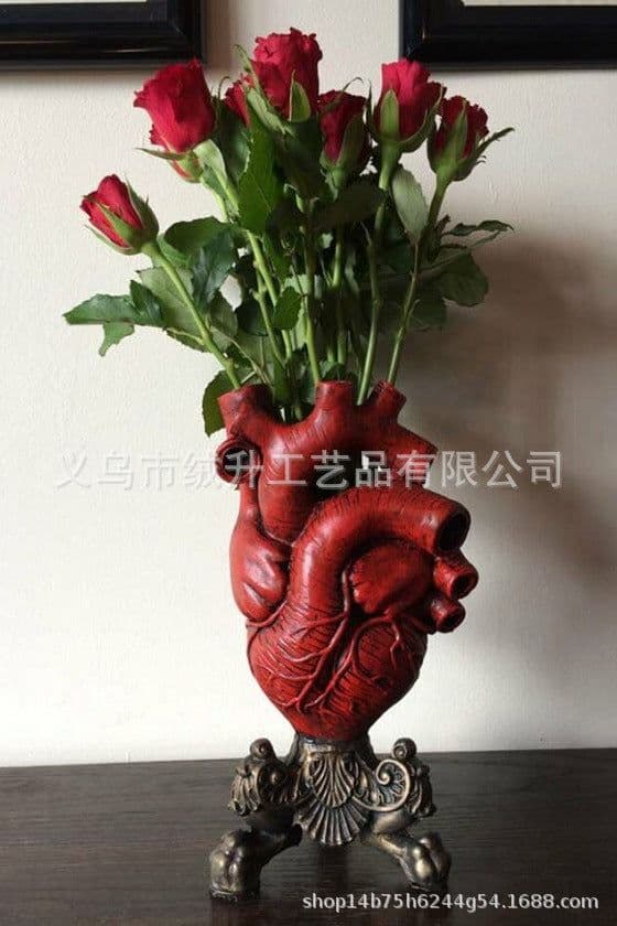 image-2021 cross-border hot style heart vase resin ornaments home decoration ornaments resin crafts ornaments