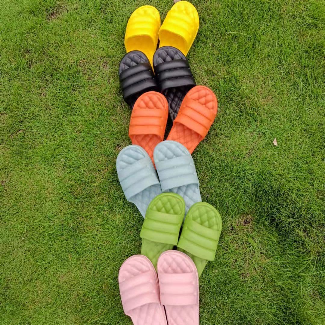 image-Sofa slippers men's summer trendy home stepping on feces feeling outside wear thick bottom non-slip soft bottom new one word ladies sandals and slippers