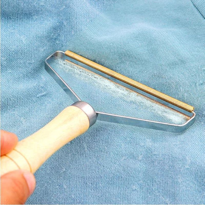 image-Shaving machine, manual coat hair remover, wooden handle hair remover, household hair remover, pet sticky brush, hair remover