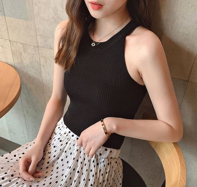 image-Internet Celebrity Knitted Vest Small Shirt Hot Girl Spring and Summer Chic Elegant off-the-Shoulder New Outdoor All-Match Careful Machine Inner Wear Blouse