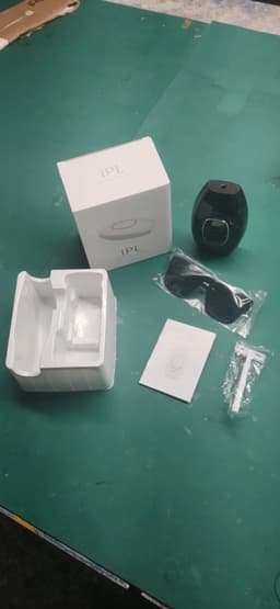 image-Cross-border 881 Laser Hair Removal Instrument Whole Body Hair Removal Home IPL Photo Rejuvenation Simple Small Package