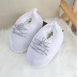 image-Back to the future, the little ghost coconut luminous gypsophila aj1 black red tide home men and women couple shoes cotton slippers on behalf of hair