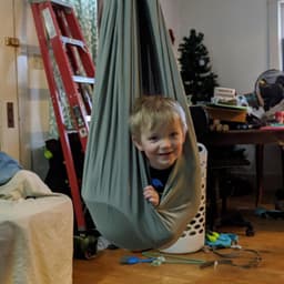image-Amazon's best-selling children's elastic hammock hanging chair indoor and outdoor swing children's hammock swing yoga Shenzhen factory