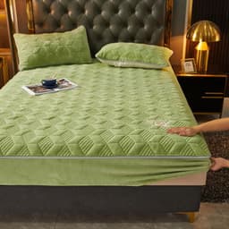 image-Milk velvet thickened fitted sheet single piece winter coral velvet bed cover cover mattress protector non-slip fixed all-inclusive pillowcase