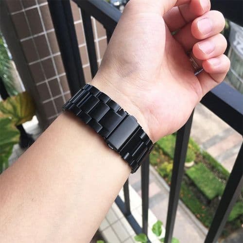 image-Aaigea Premium Stainless Steel Watchband for Garmin - Durable & Stylish