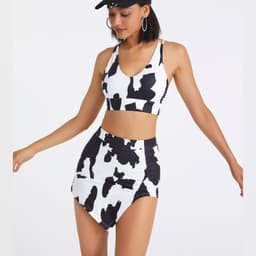 image-Women's nude fitness tennis skirt women's double-layer anti-exposure dance group running breathable printed personalized sports skirt