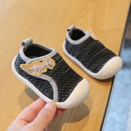 image-Baby toddler shoes 2022 spring and autumn soft bottom indoor shoes baby floor shoes non-slip boys canvas shoes girls wholesale