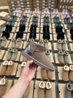 image-Manufacturer's micro-business live broadcast Zhou Dongyu's same style mini boots snow boots winter warm low-cut cowhide cotton shoes for men and women