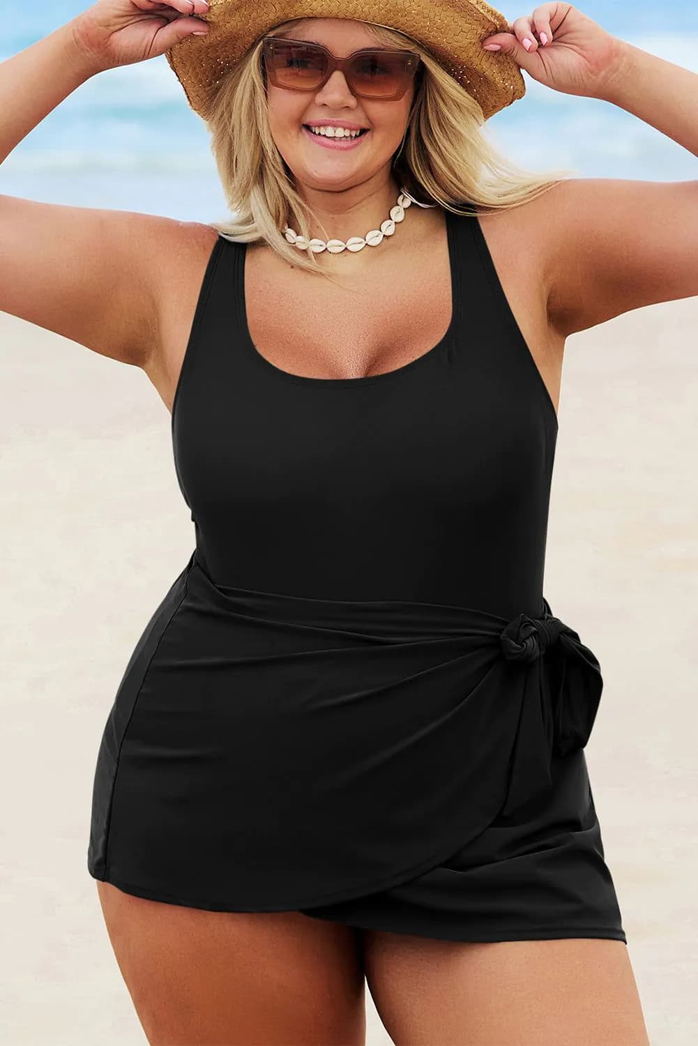 image-Black Solid Color Square Neck Knotted Plus Size One Piece Swimsuit