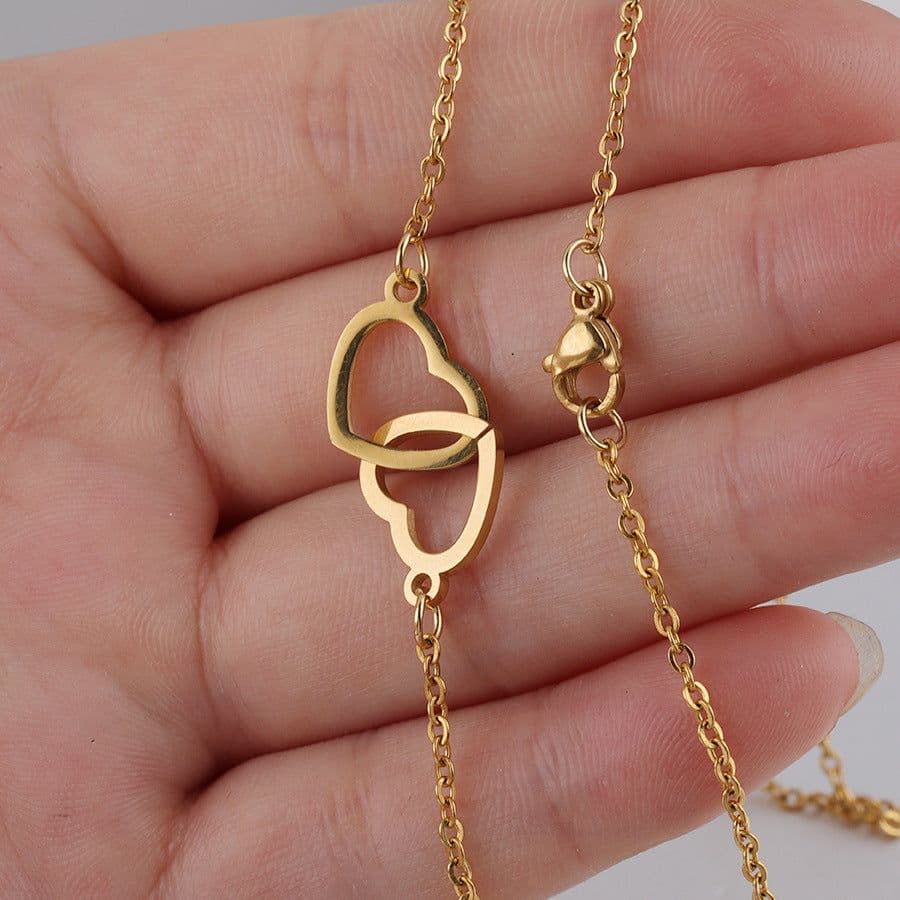 image-European and American stainless steel vacuum electroplating rose gold O-shaped chain with love lettering and bestie rotating rose gift box jewelry