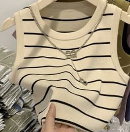 image-2024 Summer New Knitwear Wholesale Design Hong Kong Style Artistic Vintage Women's Clothing Pullover Regular Vest Fashion
