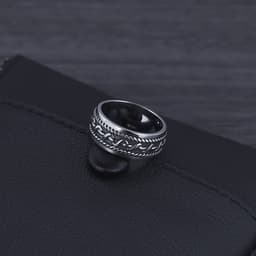 image-Men's ring personalized niche stainless steel jewelry wholesale non-fading retro hip-hop European and American ring index finger