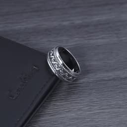 image-Men's ring personalized niche stainless steel jewelry wholesale non-fading retro hip-hop European and American ring index finger