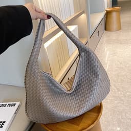image-New high-end hand-woven bag women's cross-border foreign trade armpit bag casual texture shoulder bag handbag
