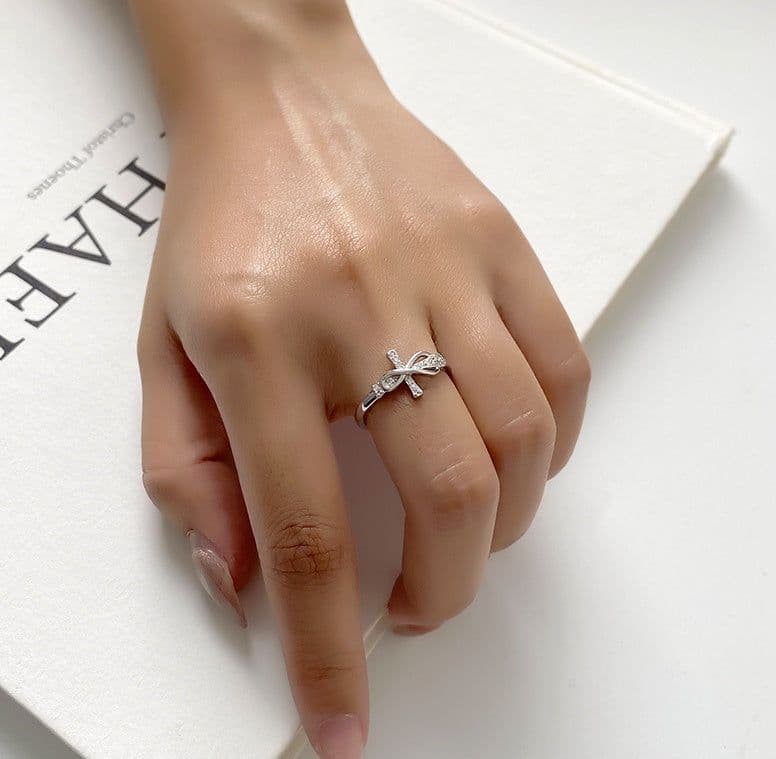 image-Simple Color Matching Copper Ring Fashion Cross Evil Rings For Women Girl Finger Accessories Party Jewelry Gift