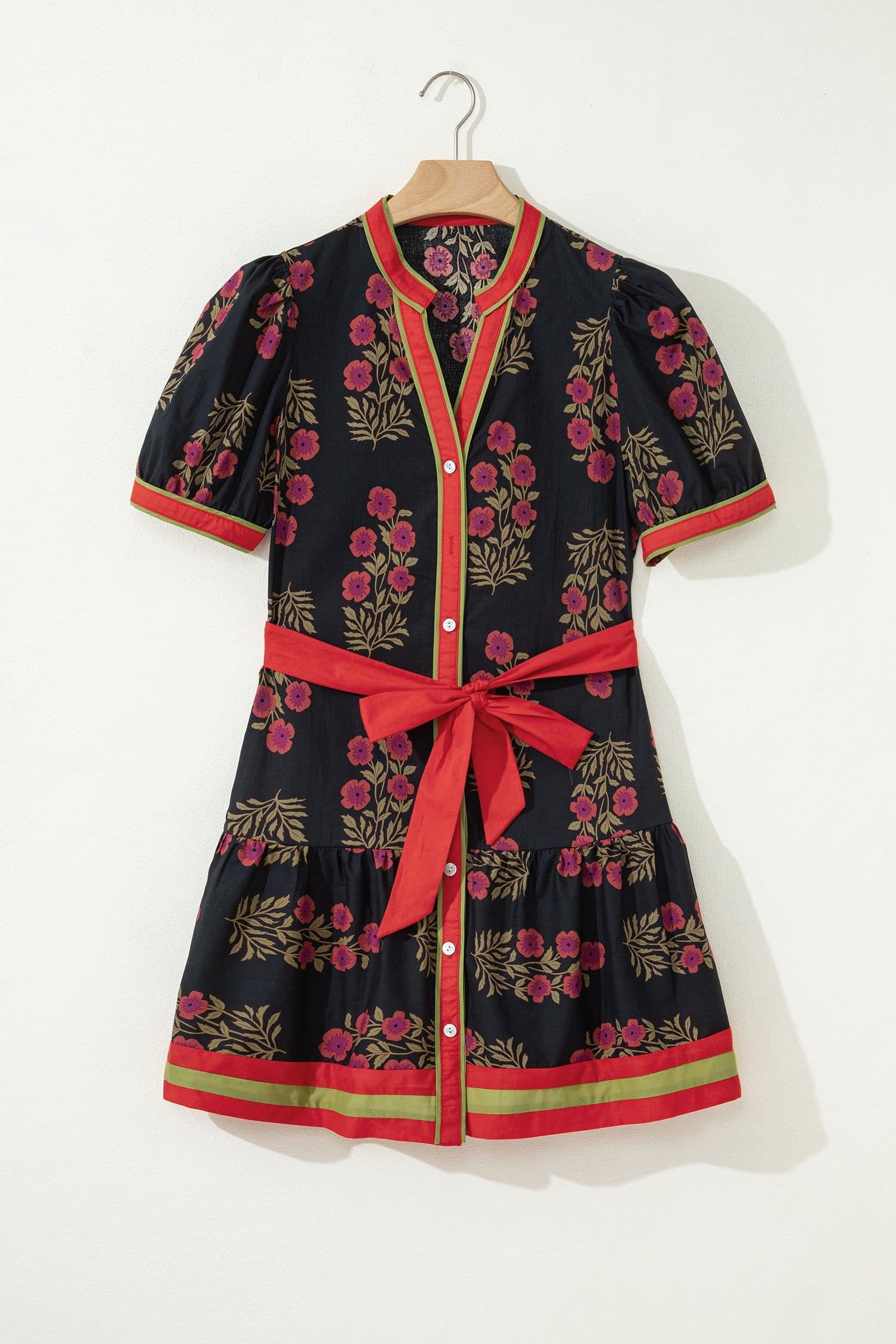 image-Black Retro Floral Print Button Down Belted Short Puff Sleeve Mini Dress