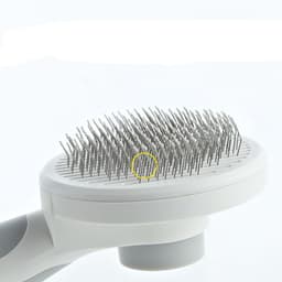 image-Round Handle Pet Passage Comb